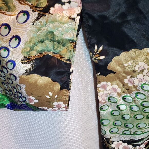 Rare Vintage Japan Long Black Kimono Peacocks Birds Black No Belt Unisex - Picture 6 of 16